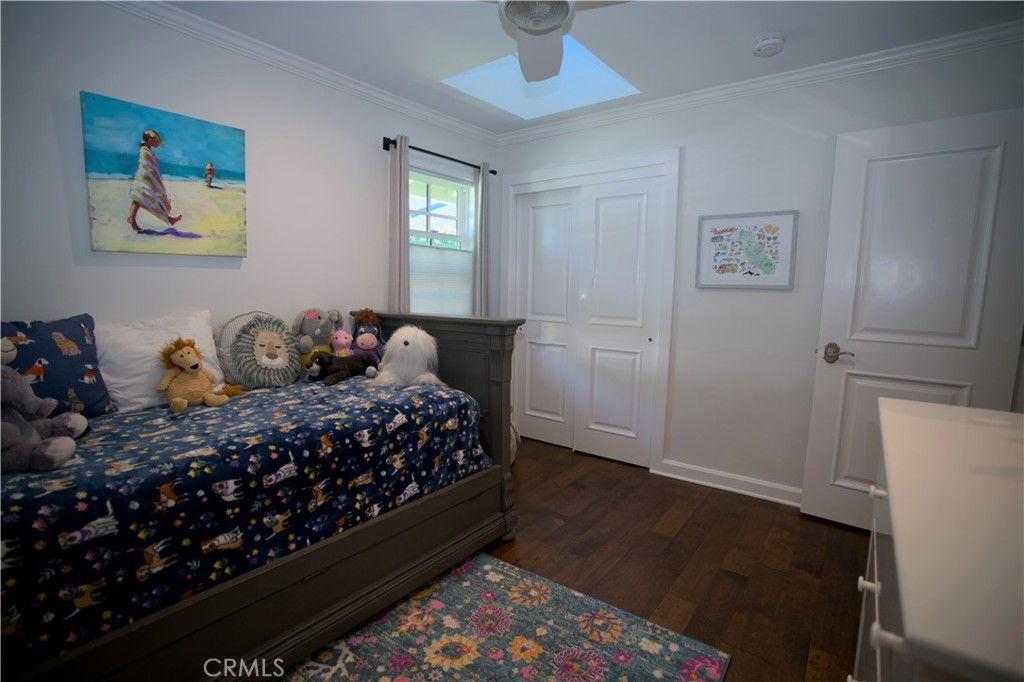 MLS #OC25274652 image #34