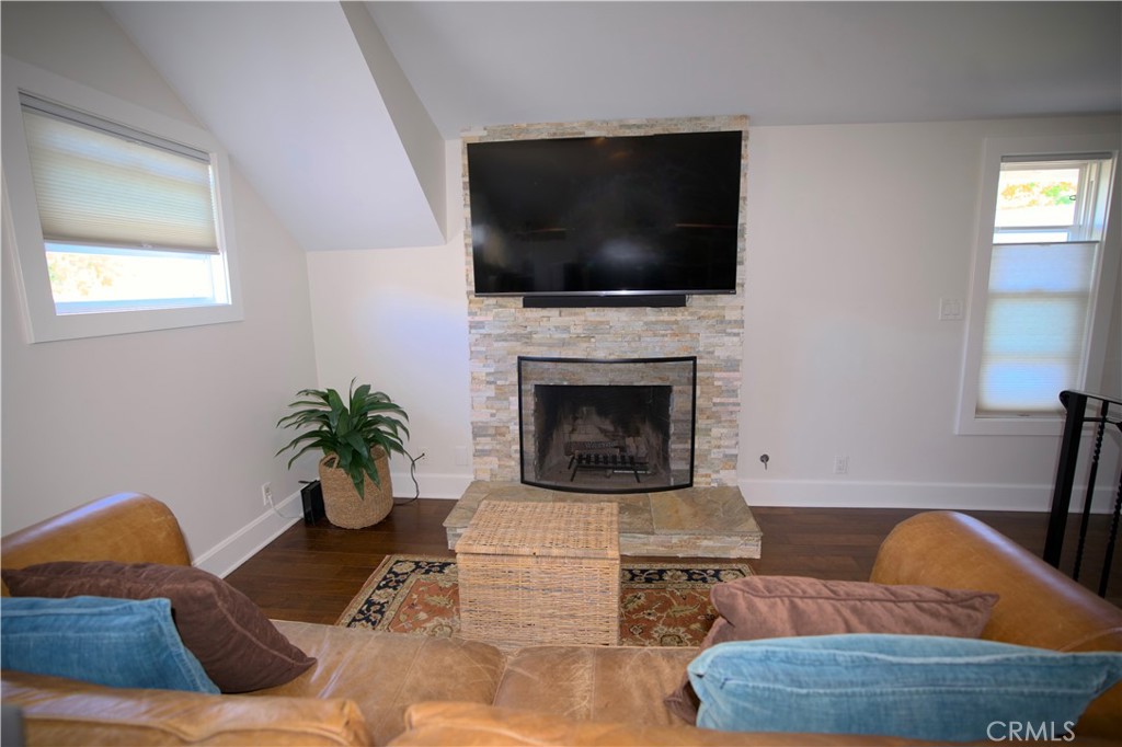 MLS #OC25274652 image #45