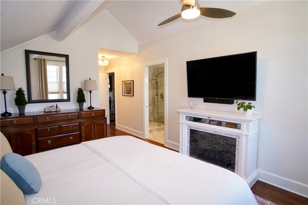 MLS #OC25274652 image #47