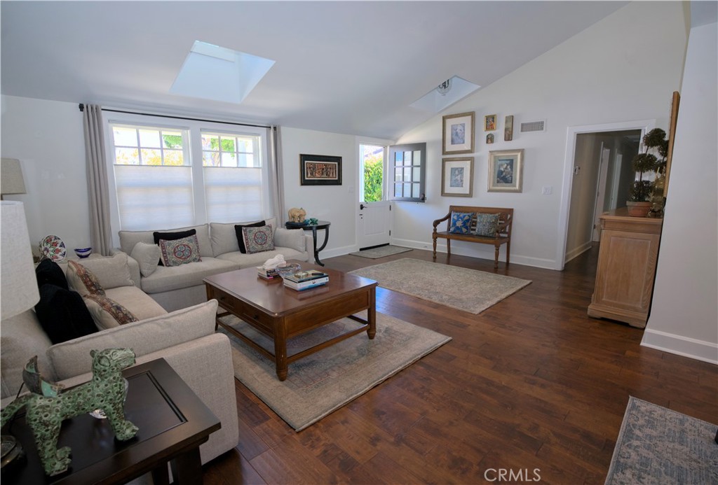 MLS #OC25274652 image #7