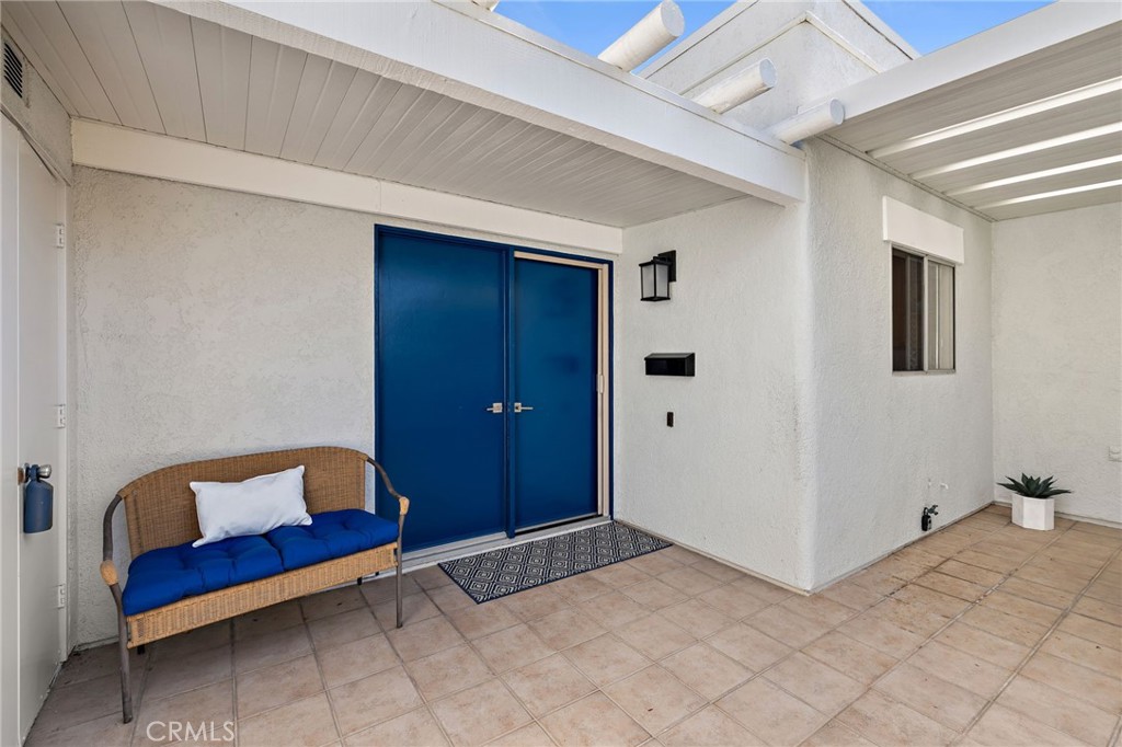 MLS #OC25274695 image #2