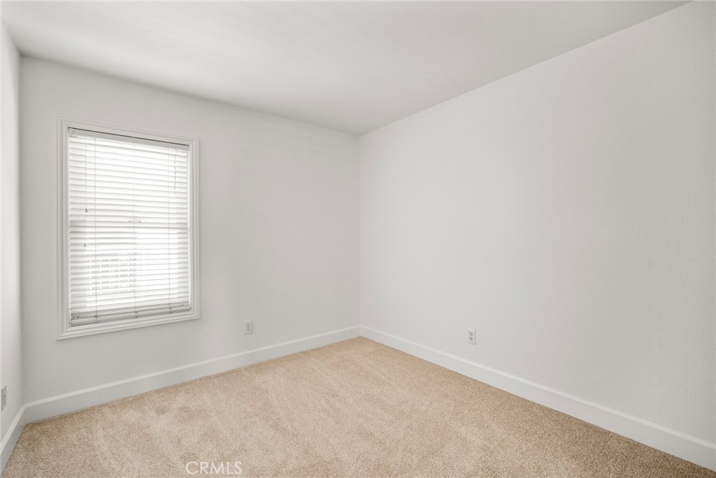 MLS #OC25274838 image #37