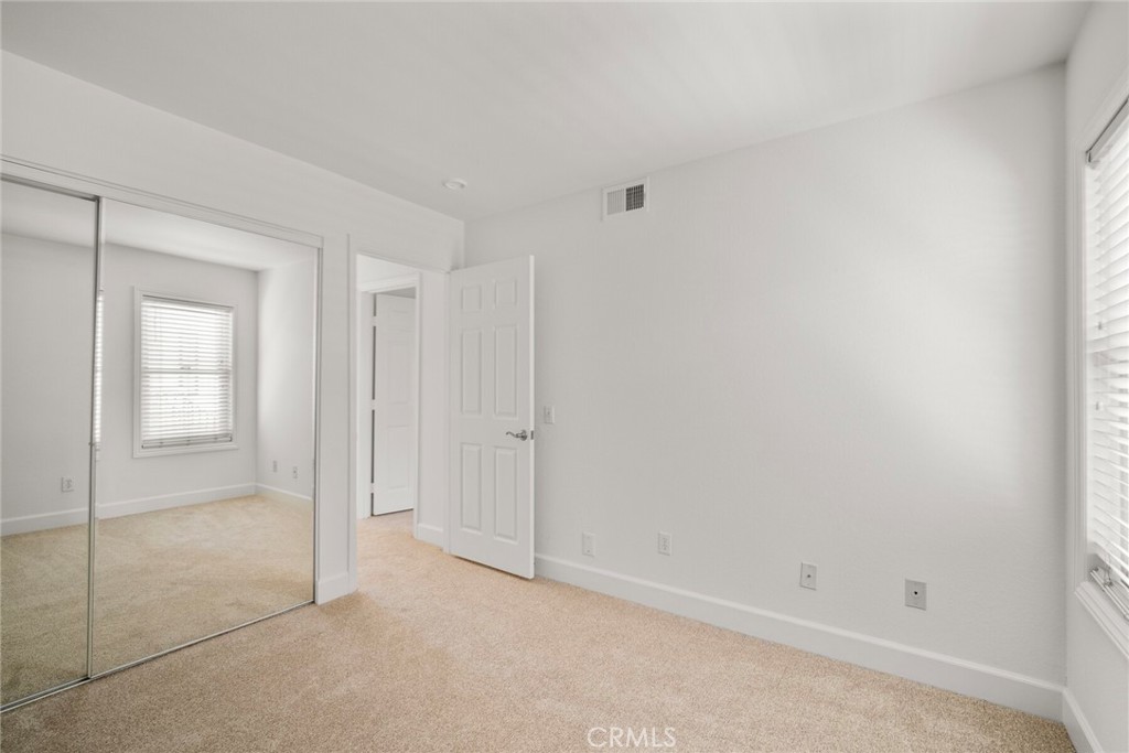 MLS #OC25274838 image #39