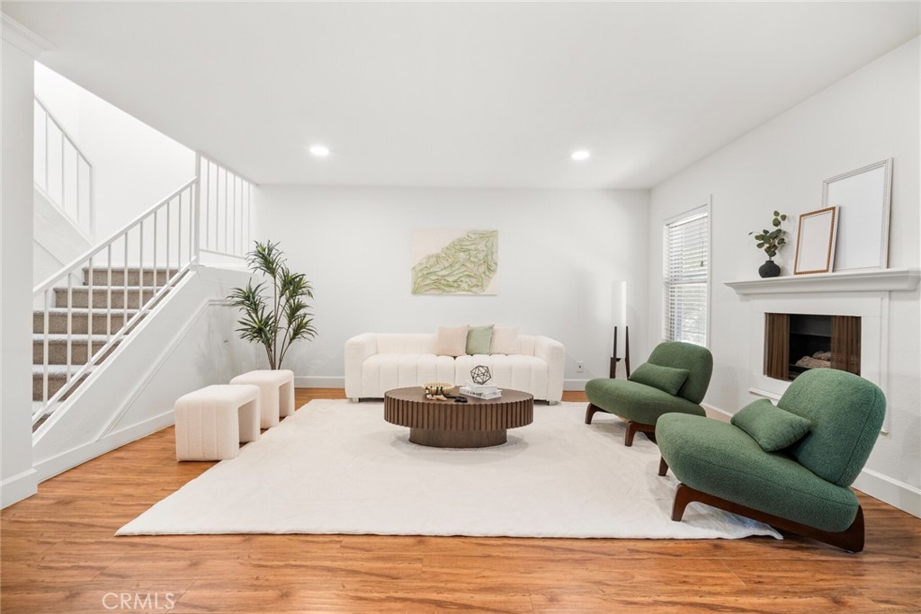 MLS #OC25274838 image #5