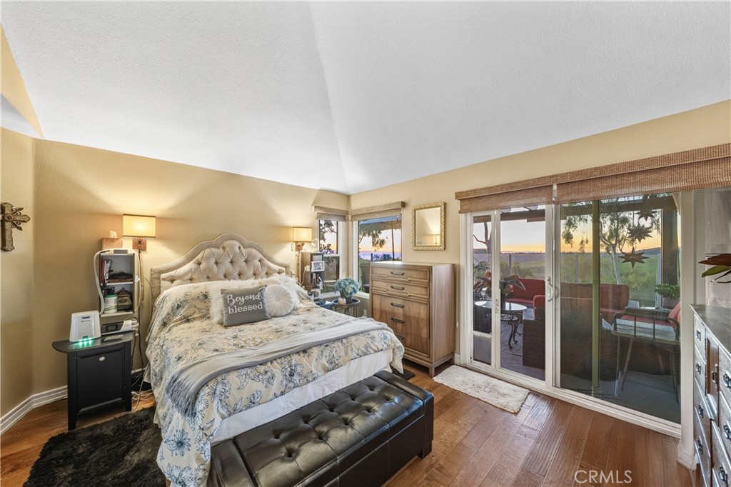 MLS #OC25274843 image #21