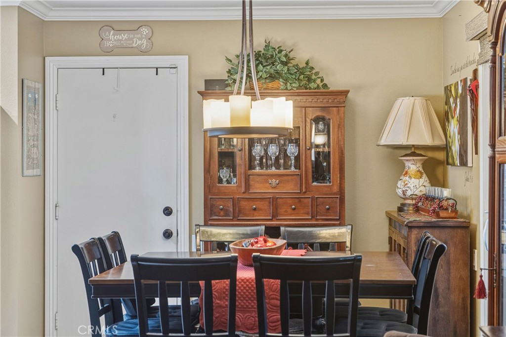 MLS #OC25274843 image #27