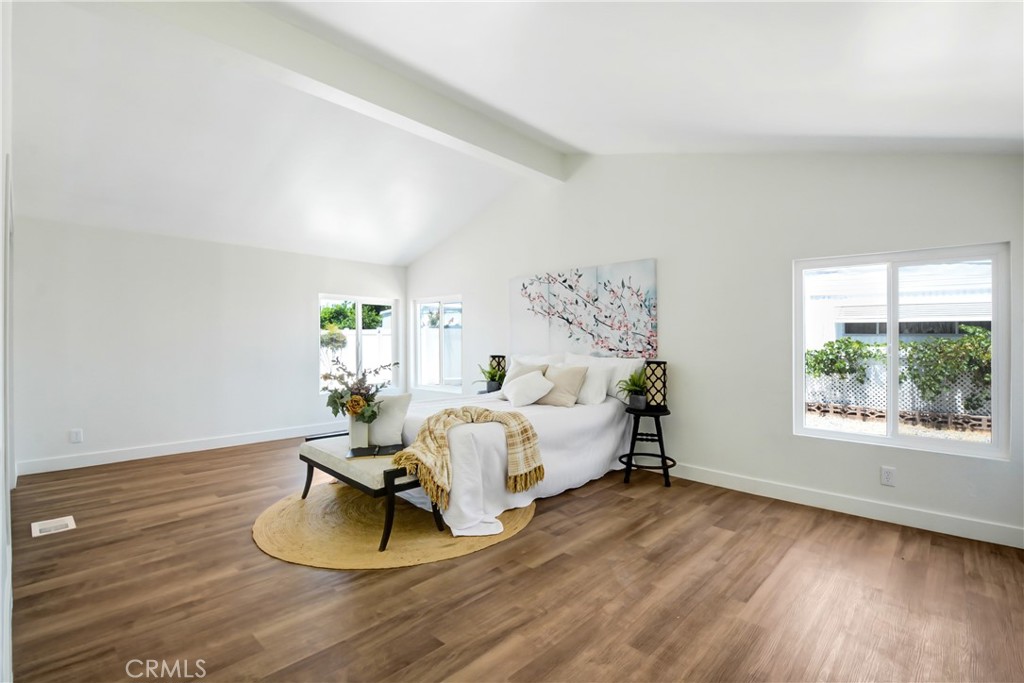 MLS #OC25274877 image #17