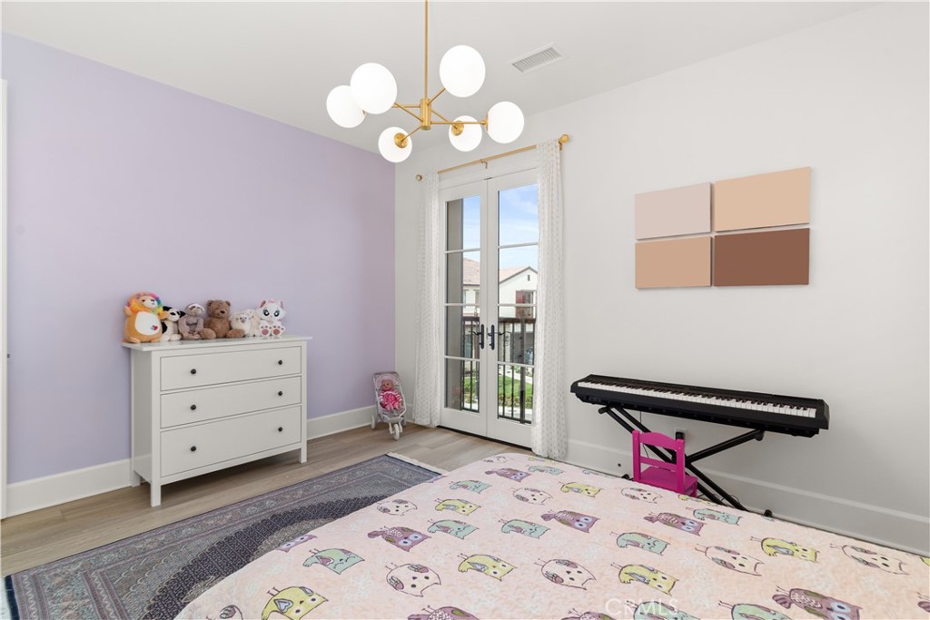 MLS #OC25274910 image #20