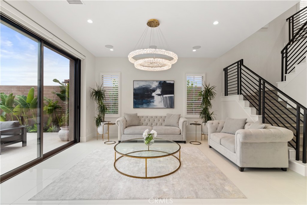 MLS #OC25274910 image #5