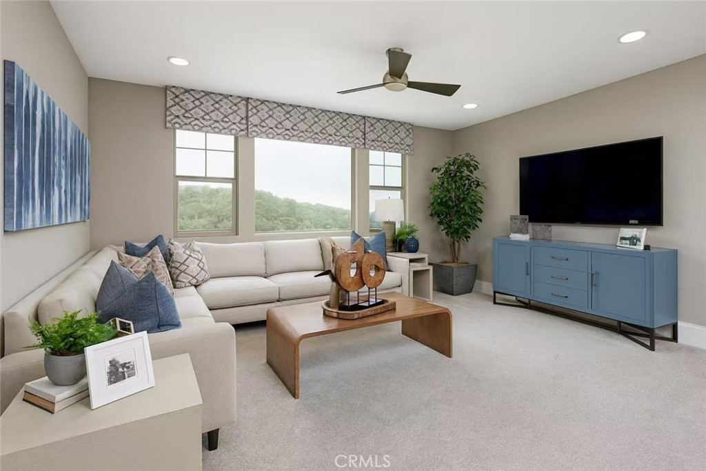 MLS #OC25274922 image #2