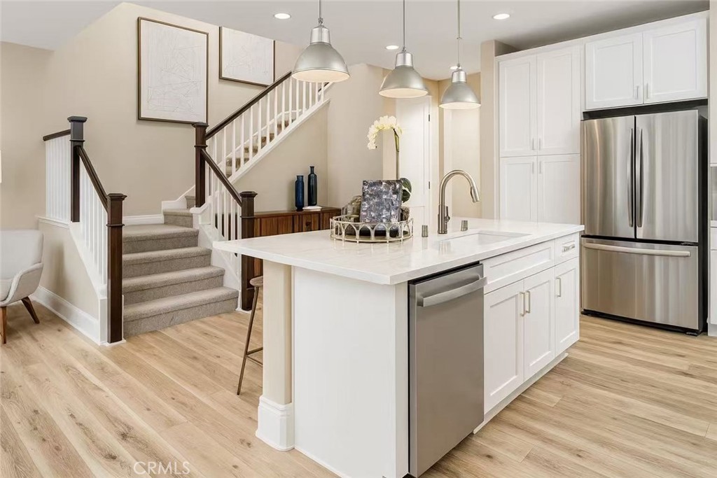 MLS #OC25274922 image #5