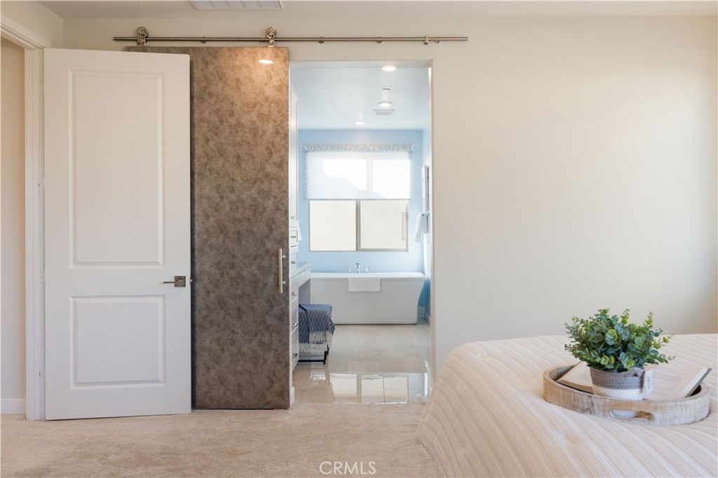 MLS #OC25274942 image #26