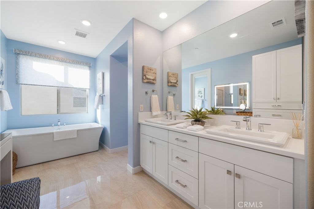 MLS #OC25274942 image #27