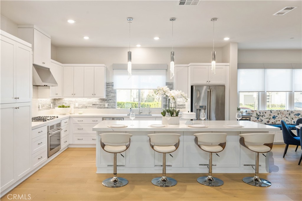 MLS #OC25274942 image #5