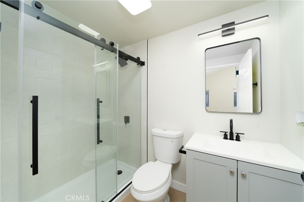 MLS #OC25274955 image #12