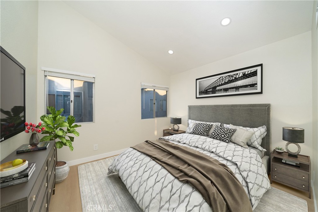 MLS #OC25274955 image #9