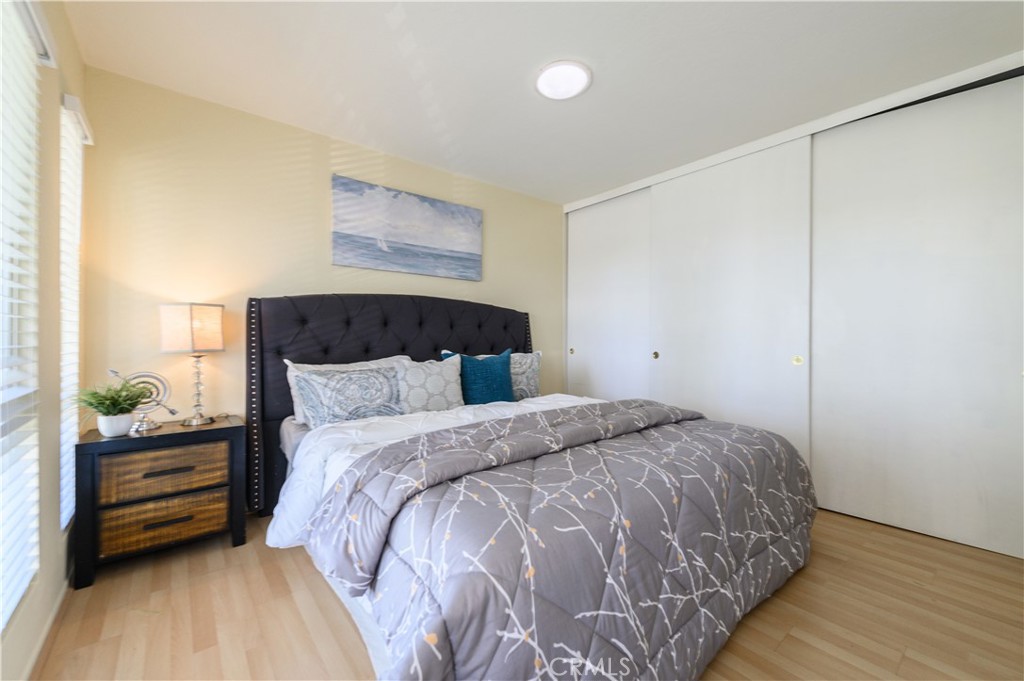 MLS #OC25274968 image #11