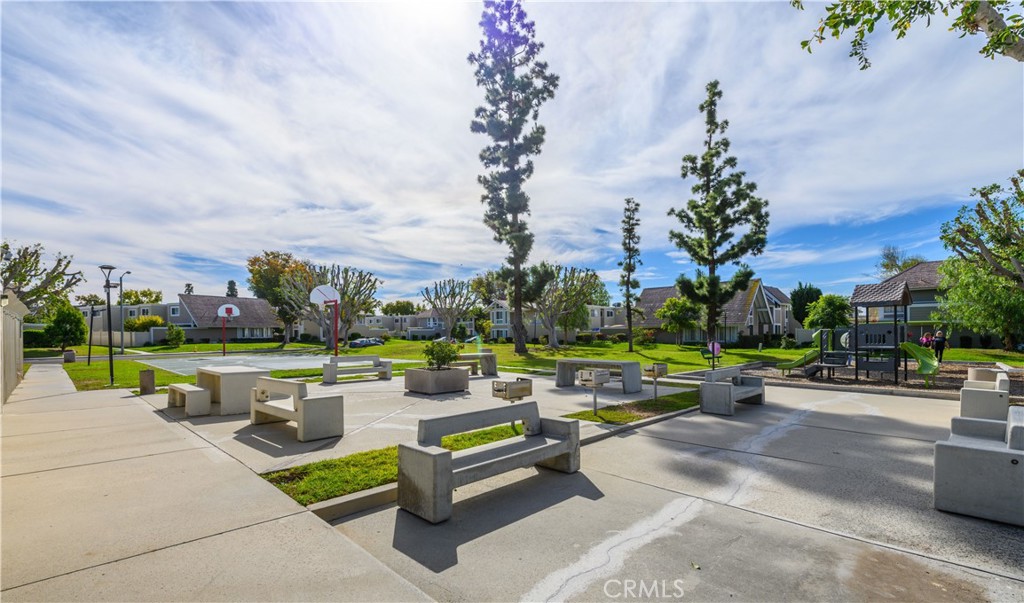 MLS #OC25274968 image #18