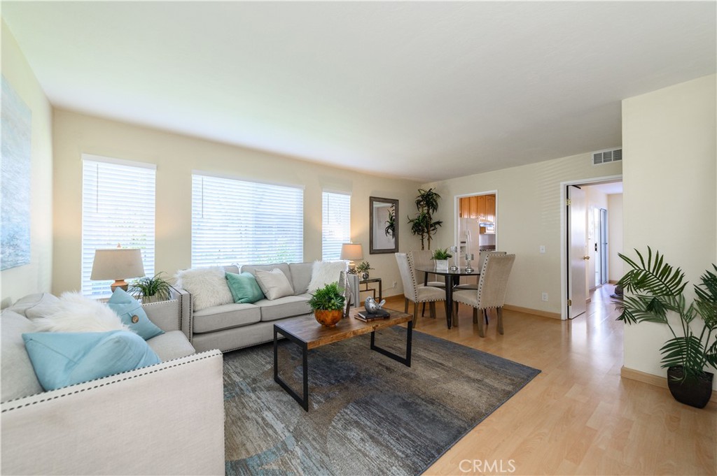 MLS #OC25274968 image #2