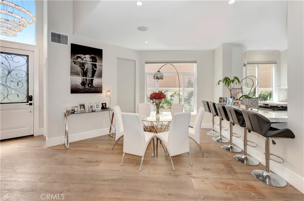 MLS #OC25274990 image #3