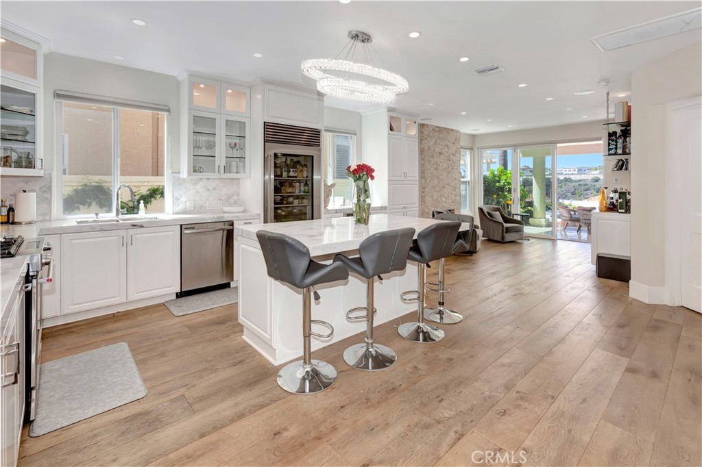 MLS #OC25274990 image #5