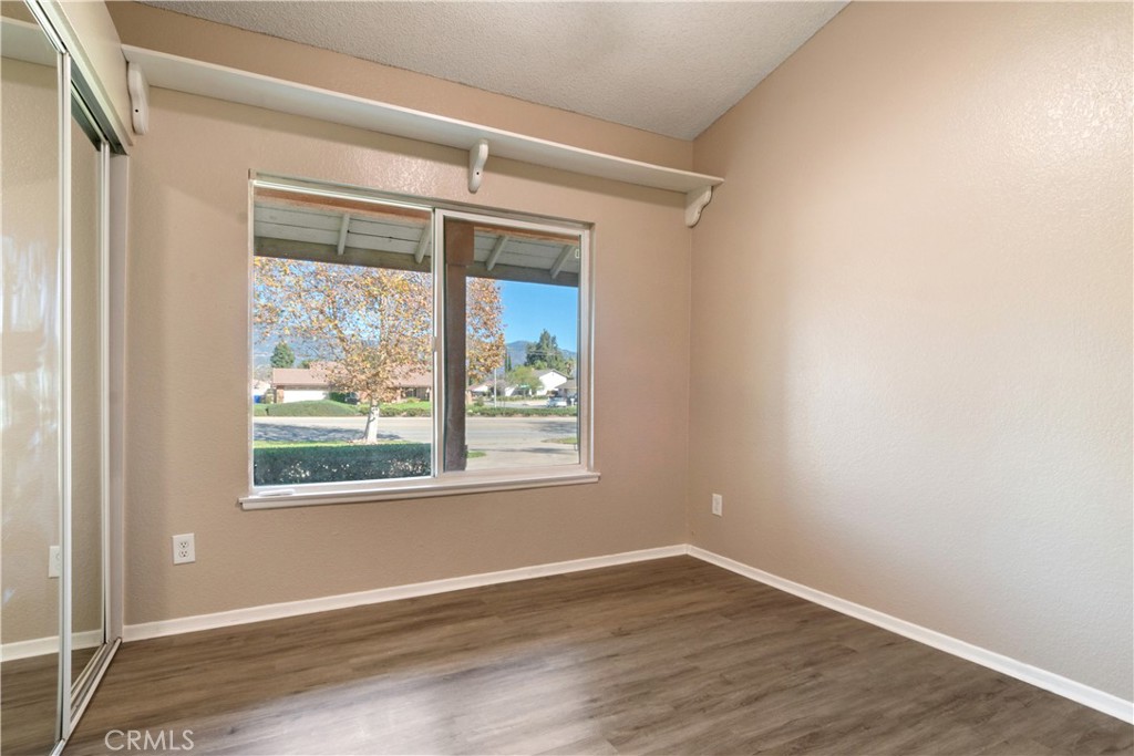 MLS #OC25274996 image #22