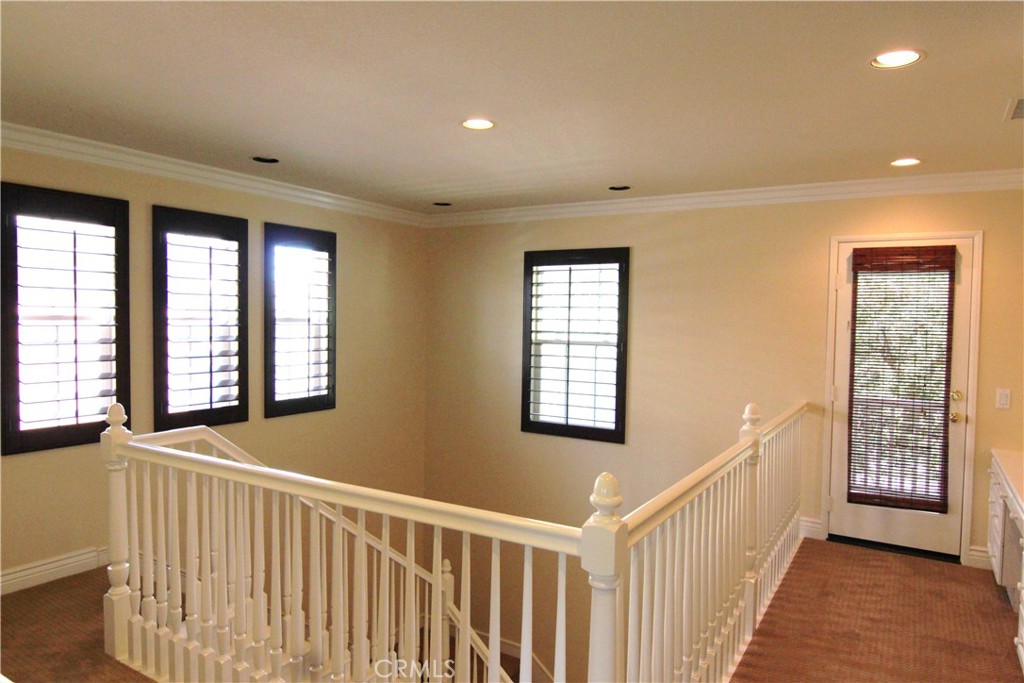 MLS #OC25275023 image #9