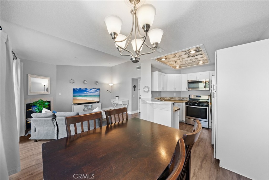 MLS #OC25275038 image #5