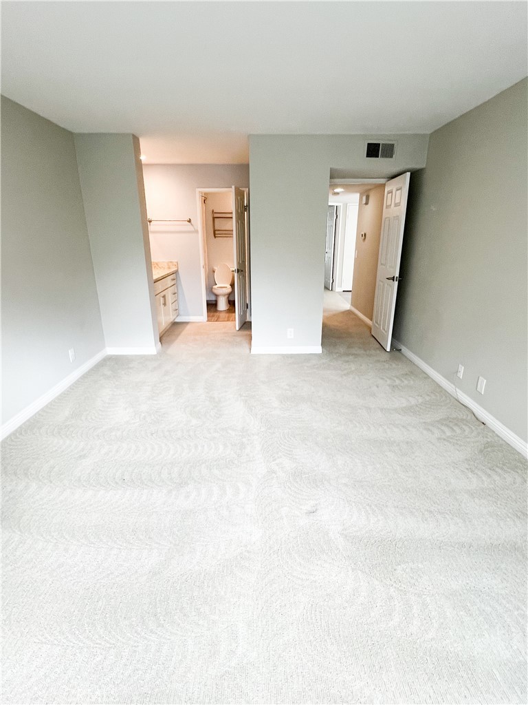 MLS #OC25275040 image #12