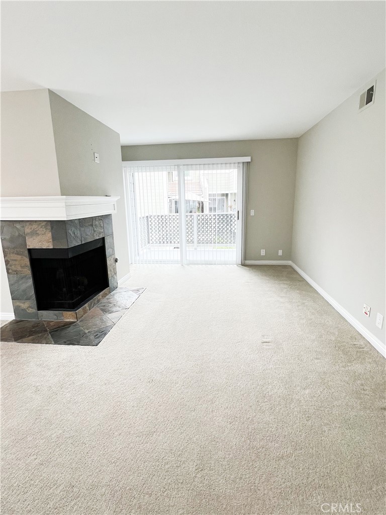 MLS #OC25275040 image #8