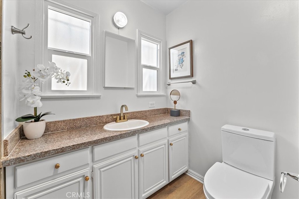 MLS #OC25275046 image #22