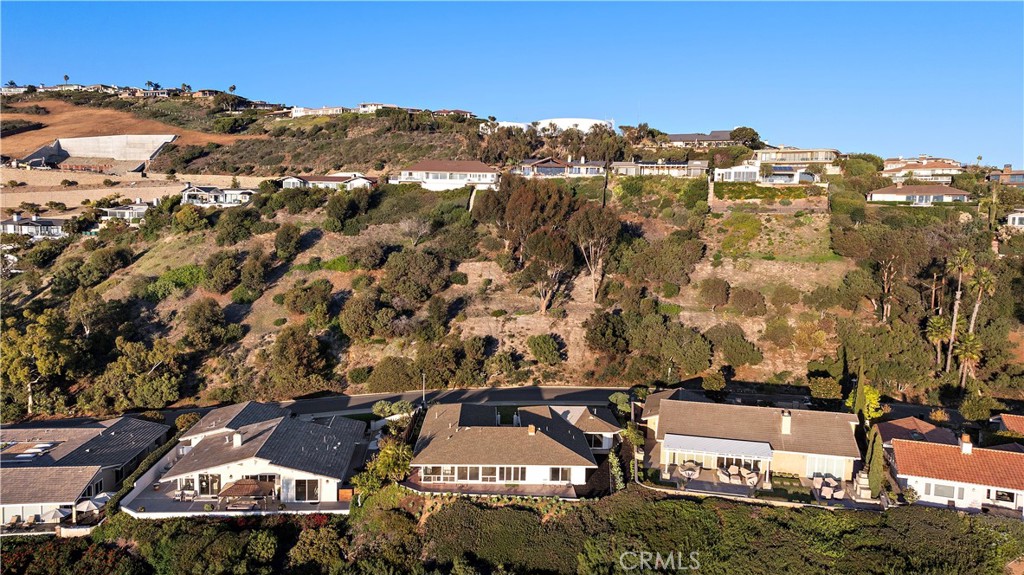 MLS #OC25275186 image #18