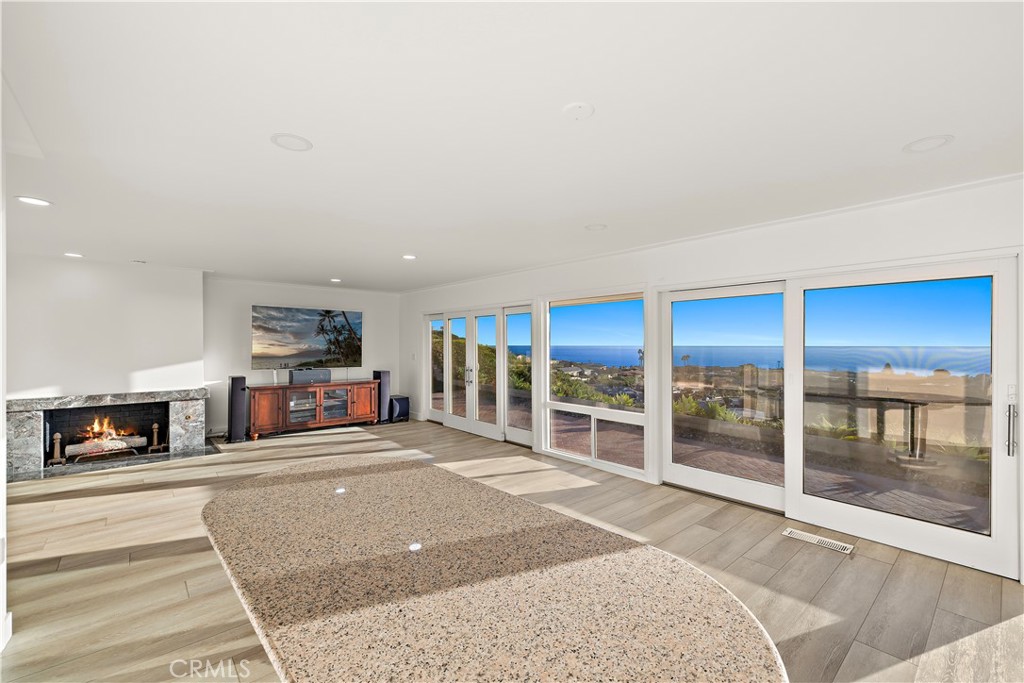 MLS #OC25275186 image #3