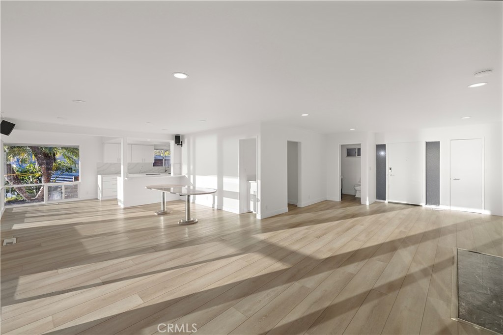 MLS #OC25275186 image #8