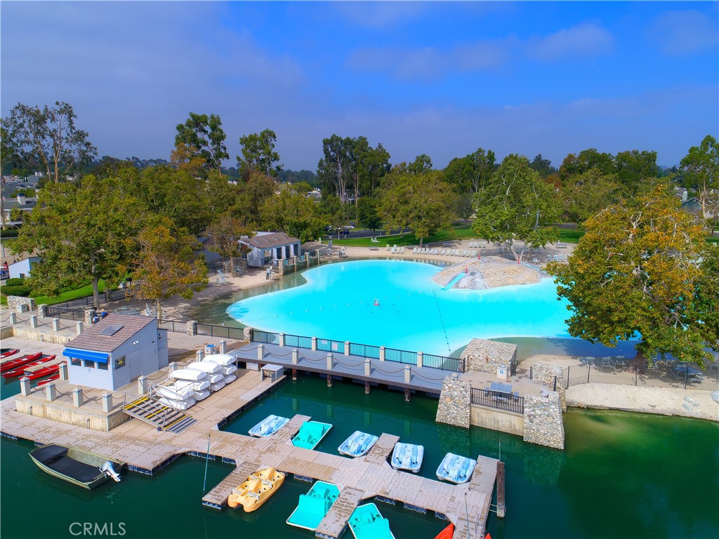 MLS #OC25275393 image #9