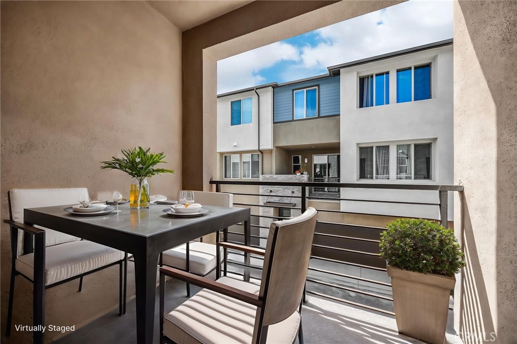 MLS #OC25275494 image #16