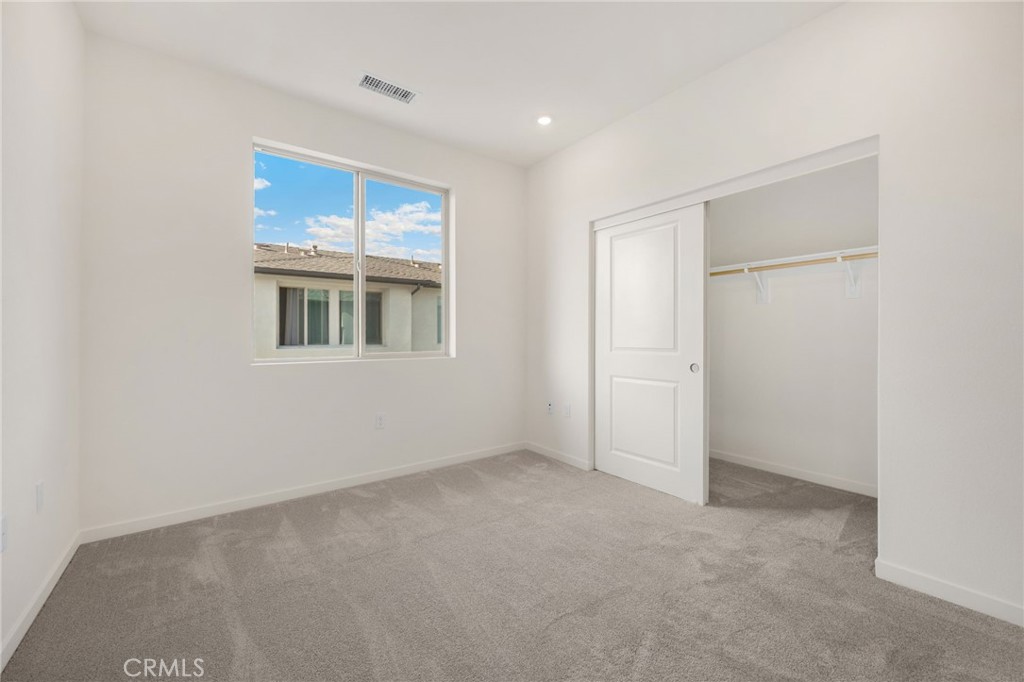 MLS #OC25275494 image #26