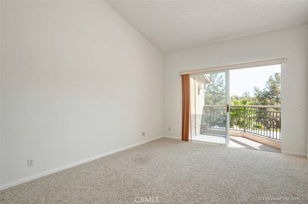 MLS #OC25275515 image #19