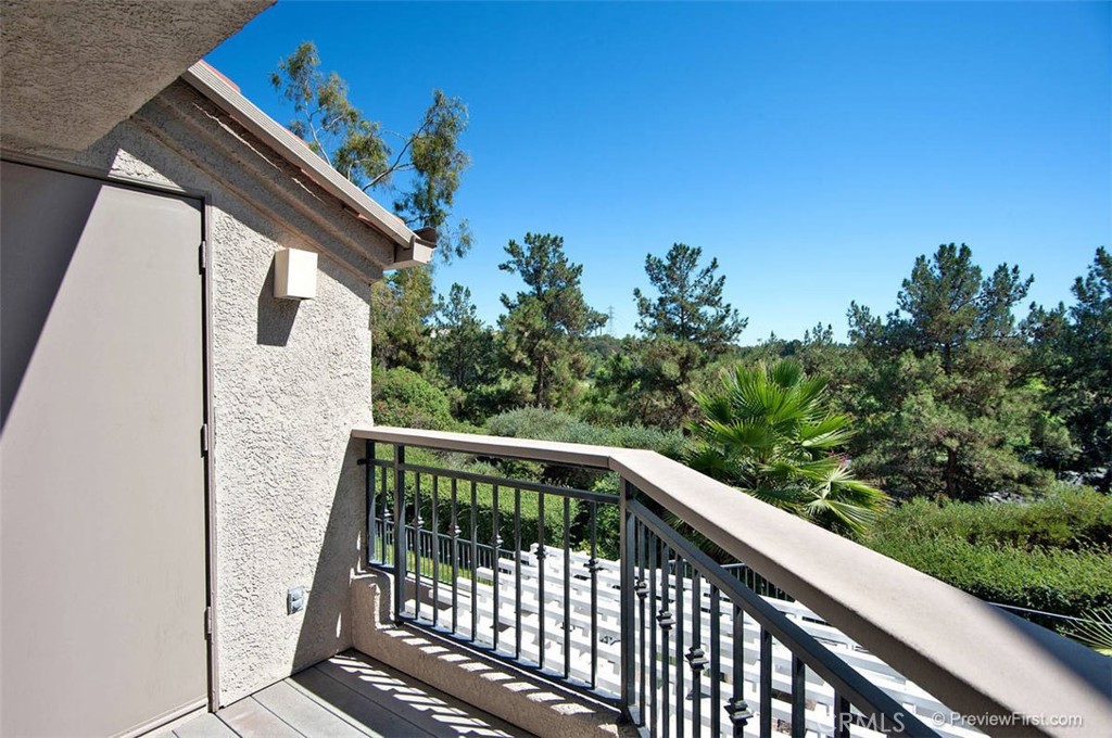 MLS #OC25275515 image #24