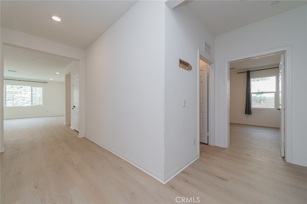 MLS #OC25275523 image #14