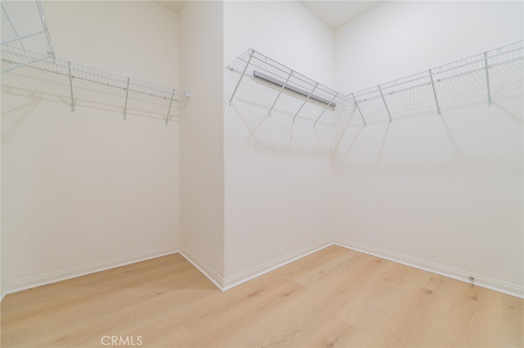 MLS #OC25275523 image #35