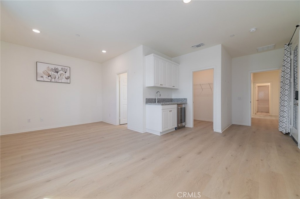 MLS #OC25275523 image #7