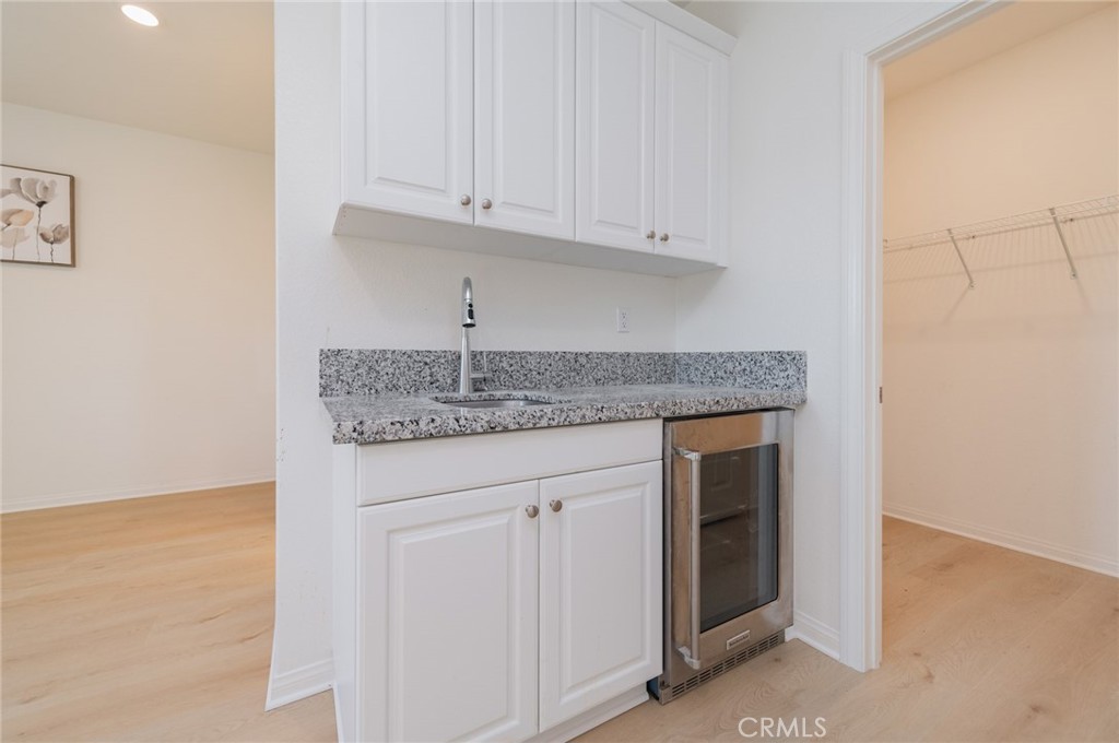 MLS #OC25275523 image #8