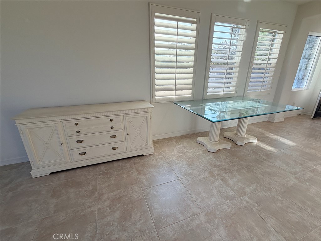 MLS #OC25275626 image #13