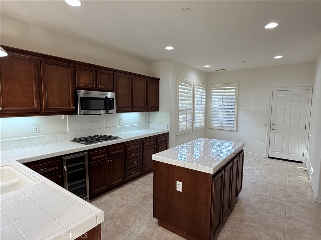 MLS #OC25275626 image #15