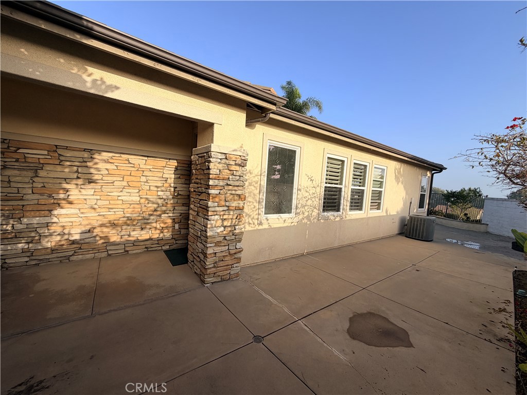 MLS #OC25275626 image #25