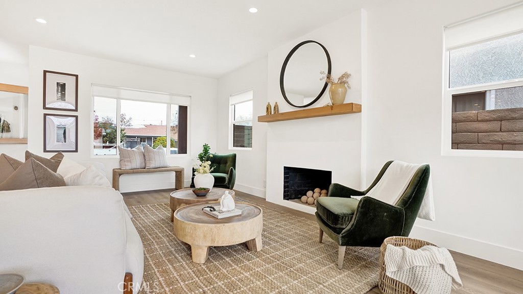 MLS #OC25275782 image #10