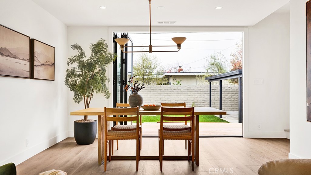 MLS #OC25275782 image #13