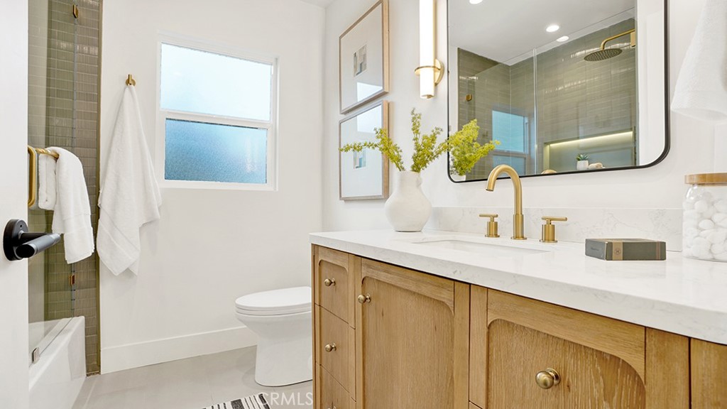 MLS #OC25275782 image #27