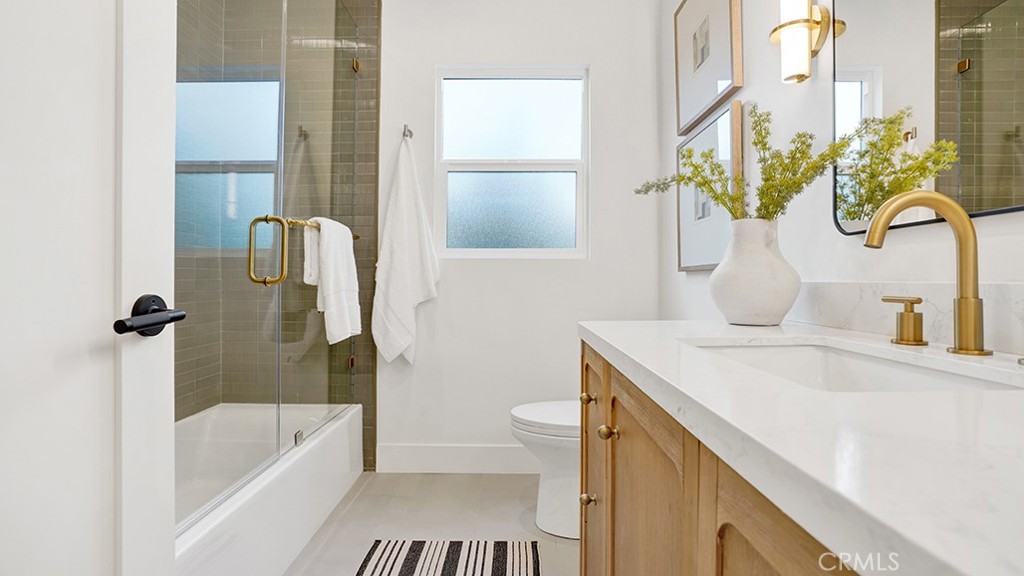 MLS #OC25275782 image #28